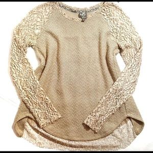 Anthropologie top, Small. Fits large.